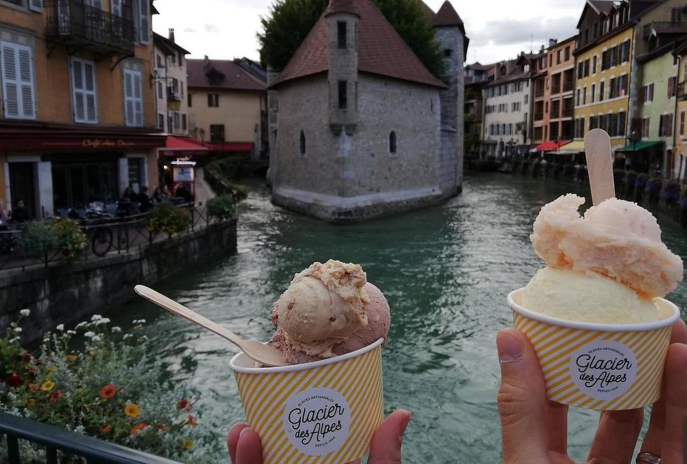 Night Desires Vieille Ville Annecy Charmant Аннесі Екстер'єр фото